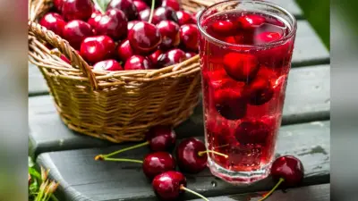 Benefits of cherry juice: मानसून में चेरी का जूस होता है काफी फायदेमंद, जानिए अनगिनत लाभ