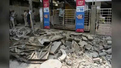 Coaching Centre Incident: कोचिंग सेंटर में 3 छात्रों की मौत मामले में दिल्ली पुलिस ने MCD को भेजा नोटिस