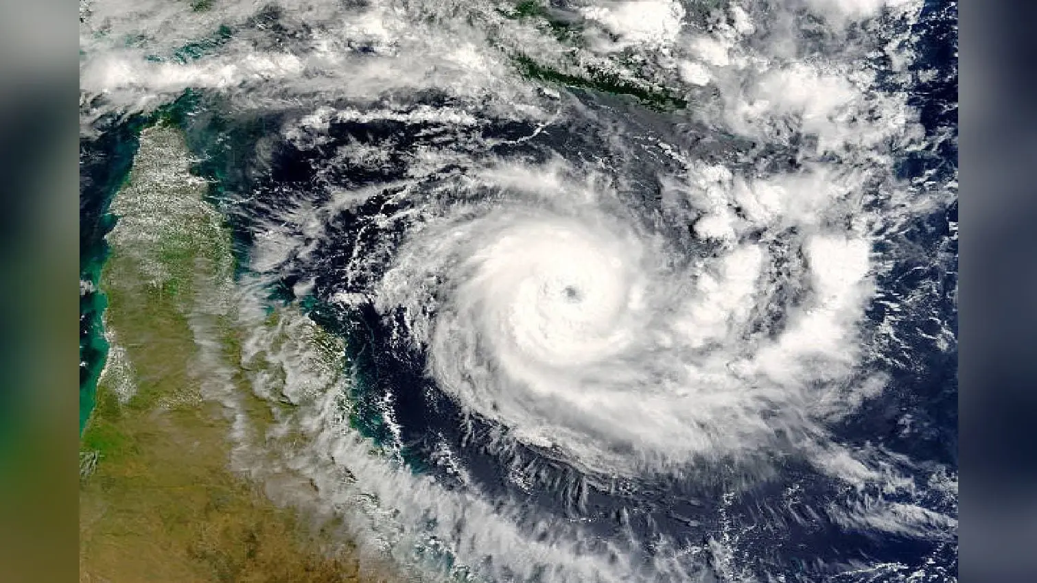 Cyclone Tracker: आज तबाही मचाने आ रहा है तूफान ‘मिल्टन’, भारी बारिश का अलर्ट