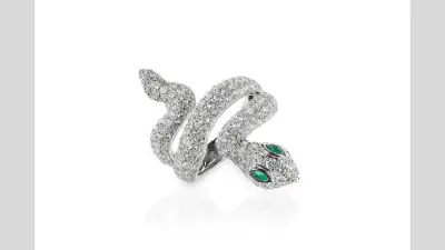 Trendy Ring: जानिए किन दोषों को दूर करती है सांप वाली अंगूठी