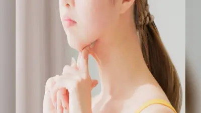 Beauty Tips: डबल चिन कम कर रहा है चेहरे की खूबसूरती, दूर करने के लिए इन उपायों को अपनाएं
