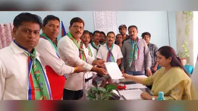 आजसू पार्टी का हल्ला बोल, बीडीओ को सौंपा मांग पत्र