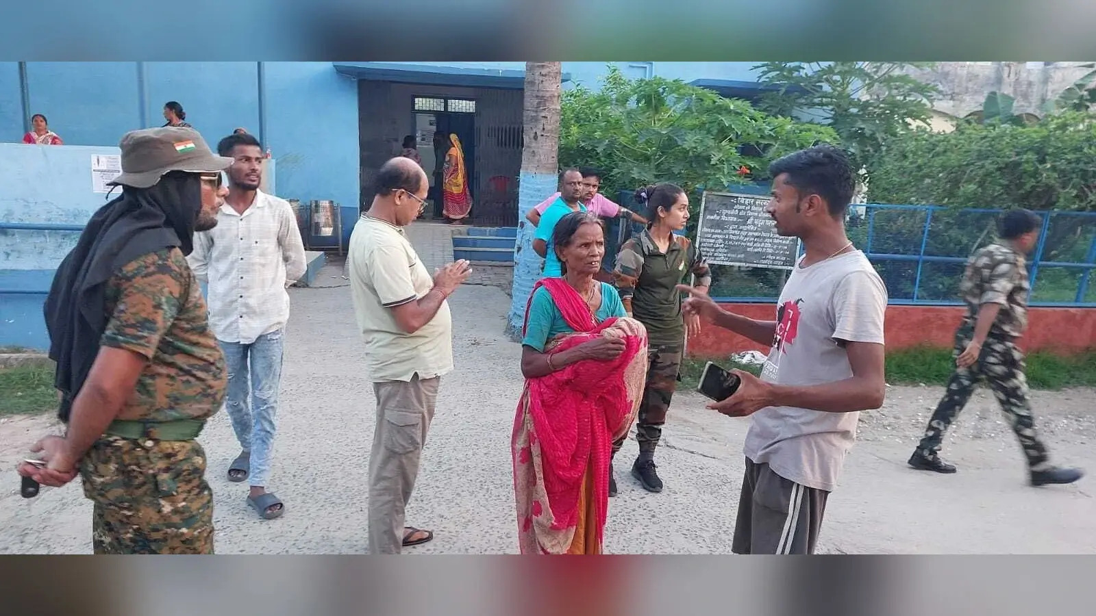 अनुमंडलीय अस्पताल में प्रसव के दौरान नवजात की मौत, परिजनों ने किया हंगामा