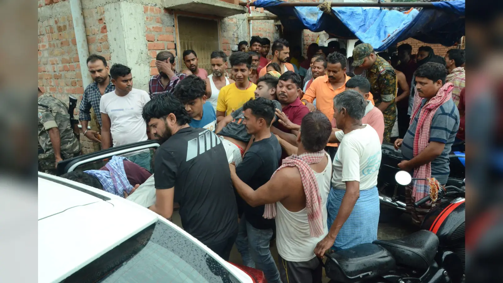 गृहरक्षक जवान ने फांसी लगाकर दे दी जान, तफ्तीश में जुटी पुलिस