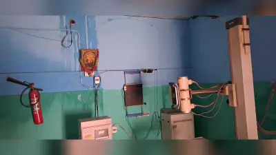 बदहाली – सदर अस्पताल में कहीं छत से टपक रहा बारिश का पानी, कहीं वार्ड व जांच केंद्रों में खराब हो रहे दवा व उपकरण