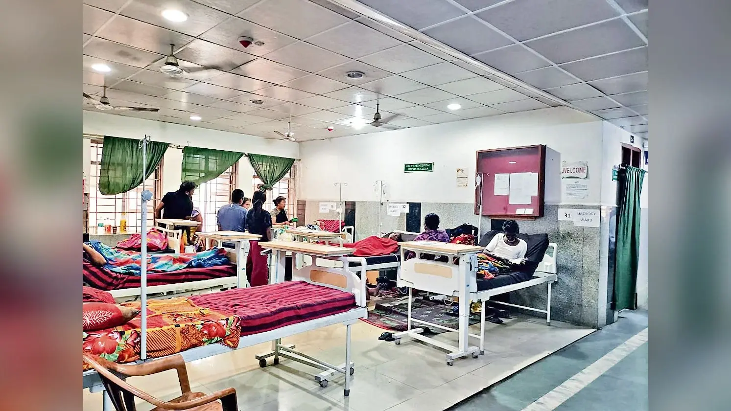 रिम्स के यूरोलॉजी विभाग में मशीनें खराब, तीन साल से जटिल सर्जरी बंद