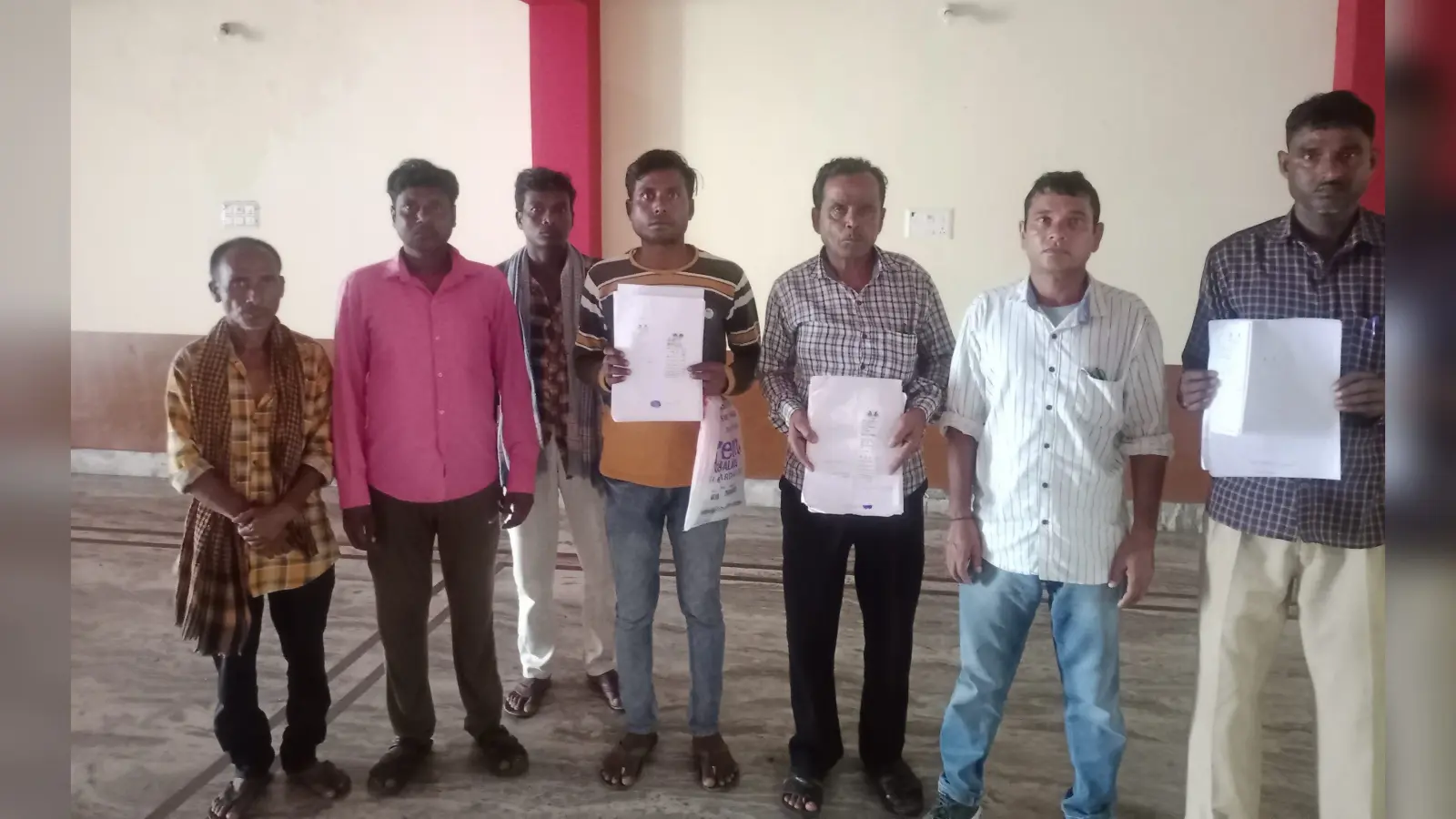 पांड्रा-बेजड़ा के 450 लाभुकों को दो माह से नहीं मिला है राशन, शिकायत