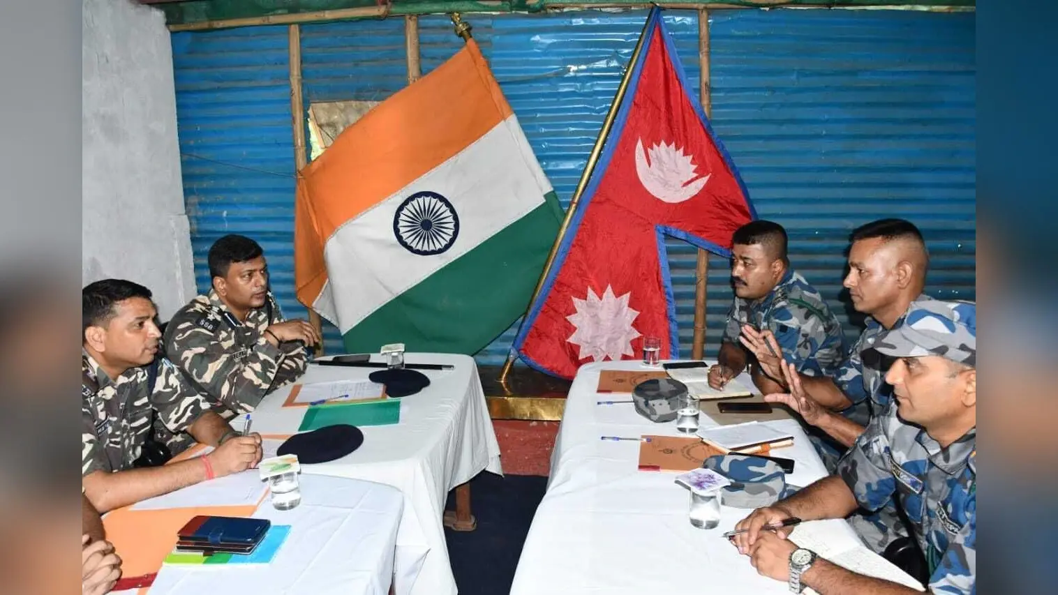 एसएसबी व नेपाल के एपीएफ अधिकारियों के बीच हुई समन्वय बैठक, मानव तस्करी रोकथाम समेत कई बिंदुओं पर हुई चर्चा
