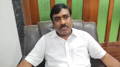 सांसद क्षेत्र की समस्याओं पर ध्यान दें, मेरे खिलाफ छुटभैये नेताओं से न करवायें बयानबाजी: तौसीफ
