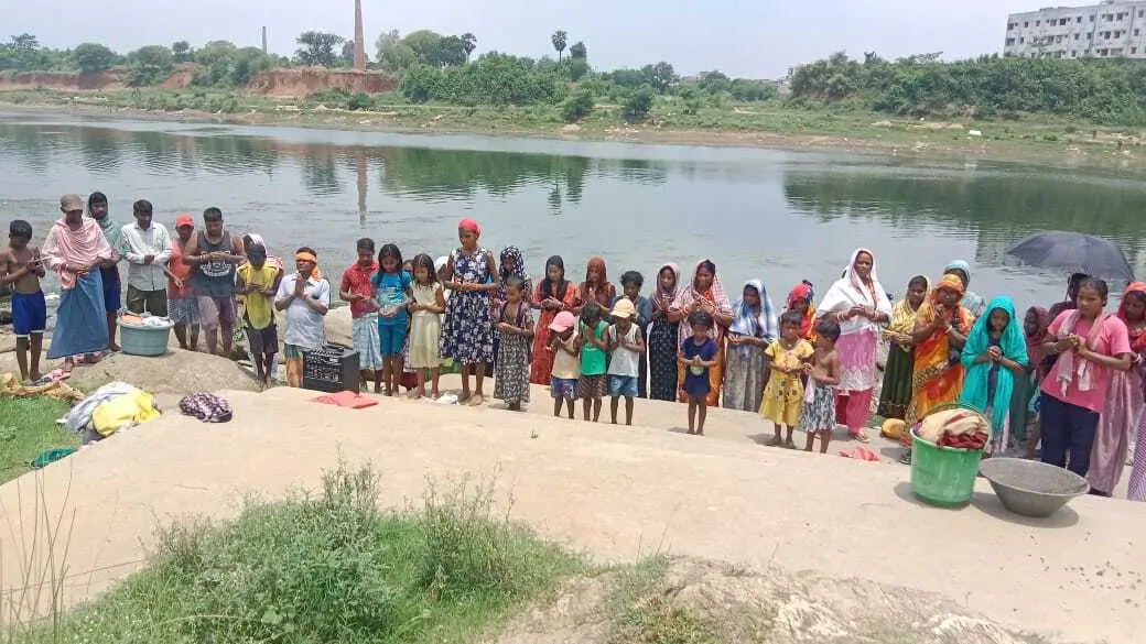 बारिश के लिए ग्रामीणों ने की विशेष पूजा