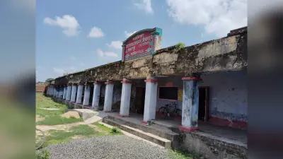 राजकीयकृत जगन्नाथ राम इंटर उच्च विद्यालय सलारपुर का भवन जर्जर