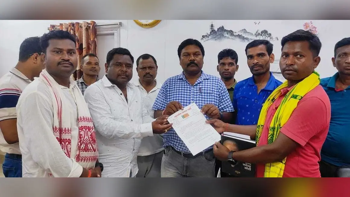 भाजपाइयों ने जनसमस्या दूर करने को लेकर राज्यपाल के नाम सौंपा ज्ञापन
