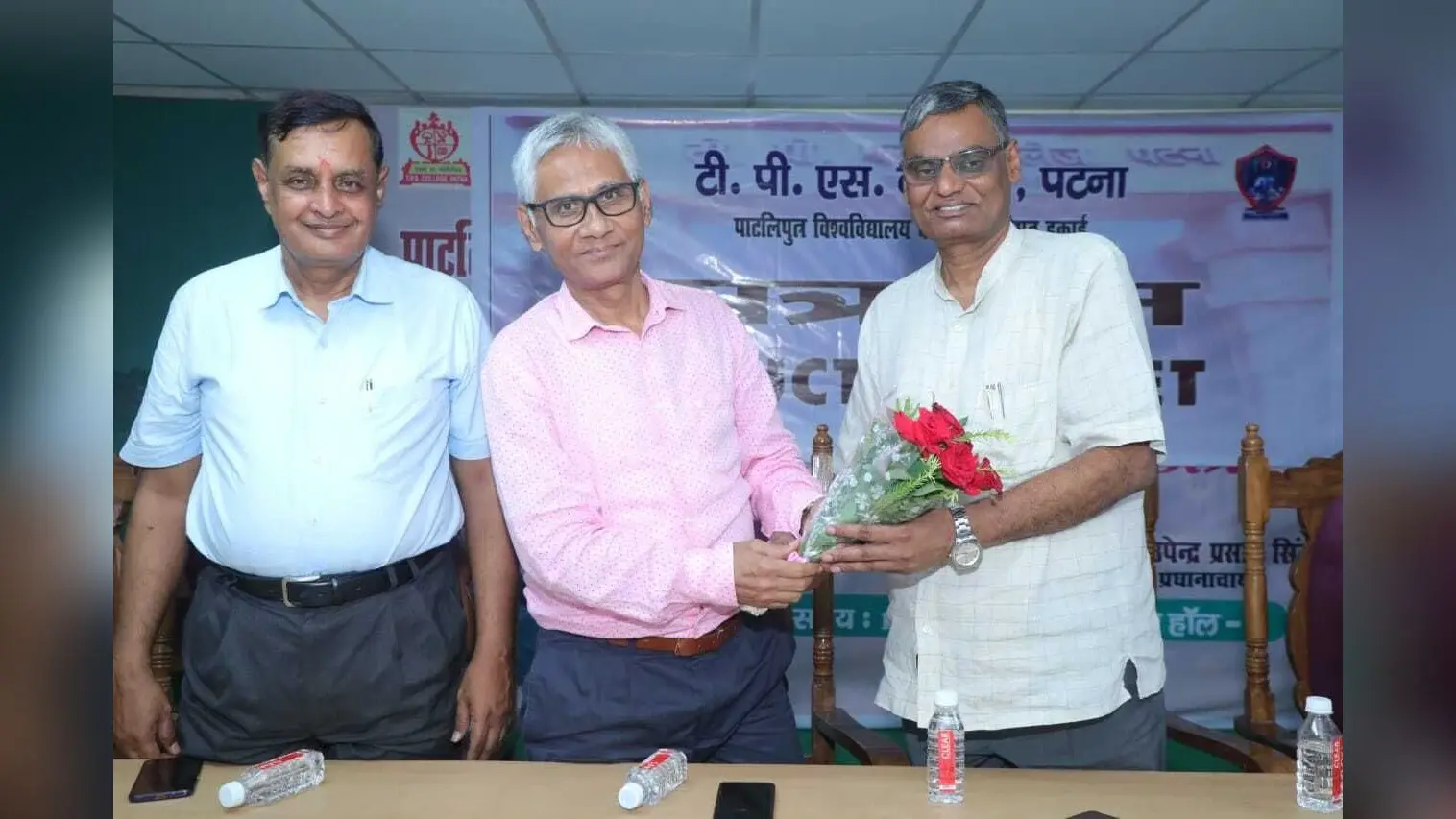 कैंपस : बात को आंख बंद करके नहीं मान लेना चाहिए, पुष्टि कई स्रोतों से करनी चाहिए : प्रो जावेद अख्तर खां