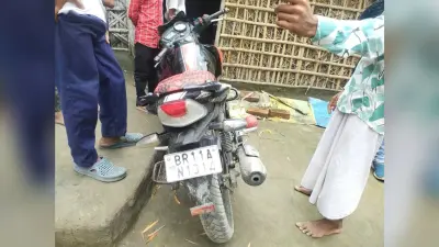 दो बाइक की सीधी टक्कर में युवक की मौत