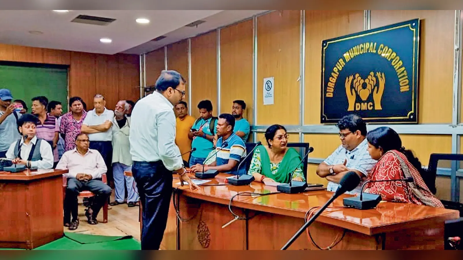 अतिक्रमण हटाओ अभियान को लेकर चेंबर प्रतिनिधियों ने नगर प्रशासक के साथ की बैठक, मिला आश्वासन