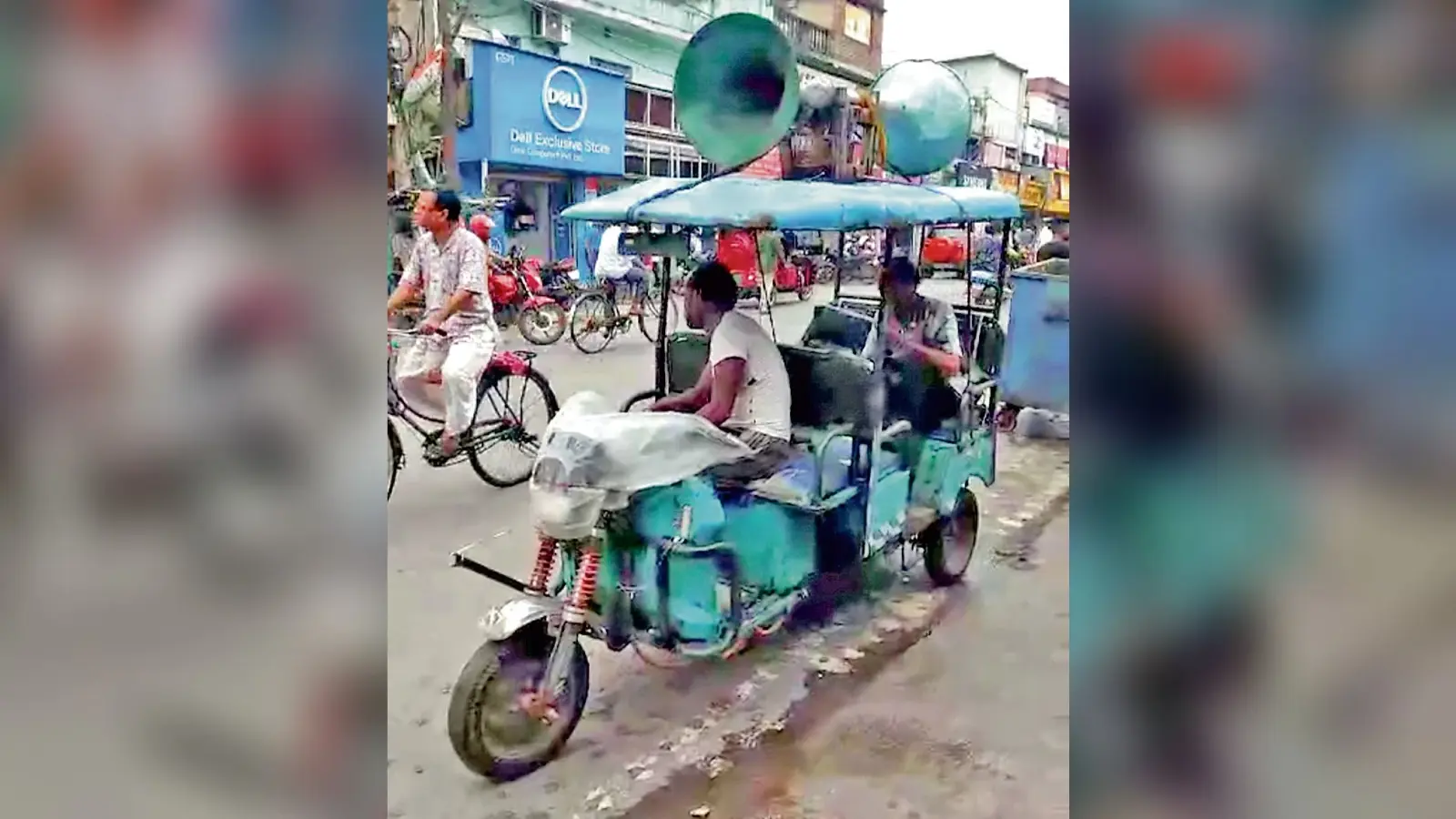 अतिक्रमण हटाने को लेकर की गयी माइकिंग, दी गयी मोहलत