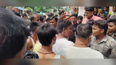 कक्षा तीन के छात्र की गड्ढे में डूबने से मौत, अभिभावकों का हंगामा