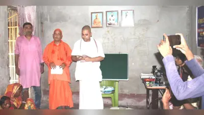 रामकृष्ण मठ ने किया विवेकानंद साहित्य का वितरण