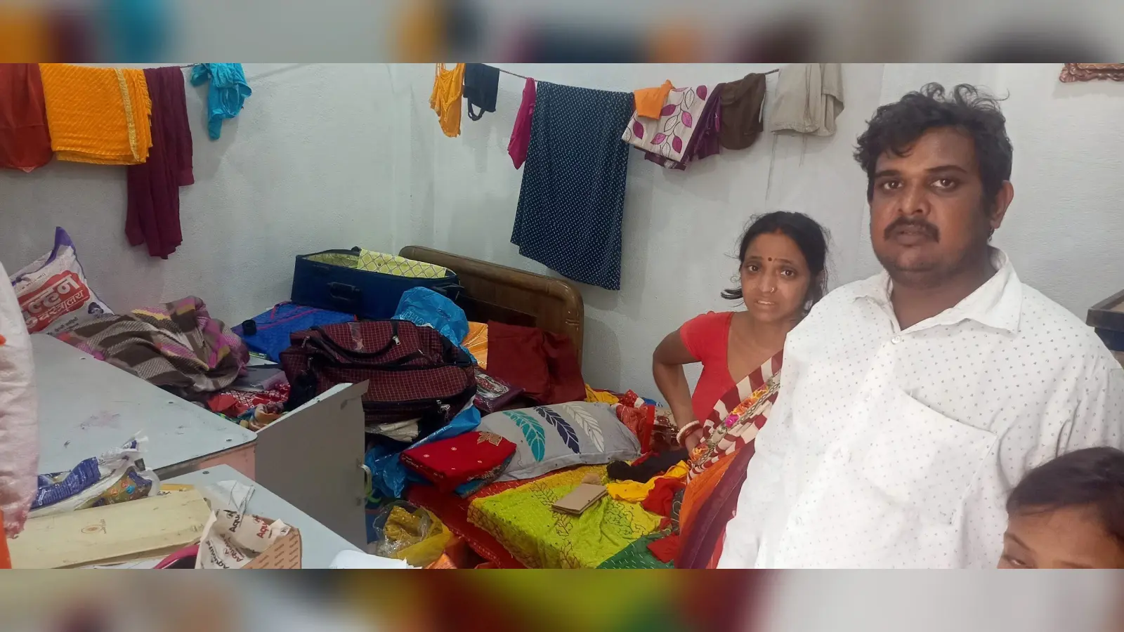 हथियार के बल पर परिवार को बंधक बना कर कच्छा-बनियान गिरोह ने की लूटपाट