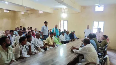 गहमा-गहमी के बीच हुई पंसस की बैठक