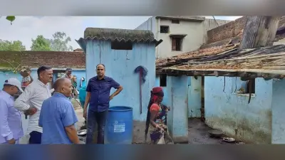 खपरैल घर में लगी आग, हजारों की संपत्ति जली