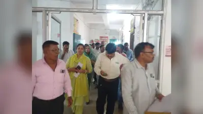 लापरवाह व अनुपस्थित कर्मियों पर होगी कार्रवाई: अपर निदेशक