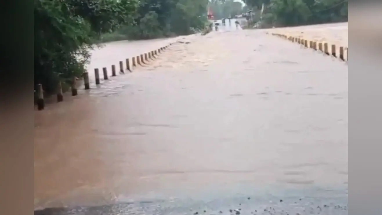ओडिशा : भारी बारिश से मलकानगिरी के कई इलाके हुए जलमग्न, 23 परिवारों को सुरक्षित स्थानों पर पहुंचाया गया