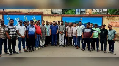 रेलवे के फरमान से नाराज दुकानदार आरपीएफ एएससी से मिले, मांगी मोहलत