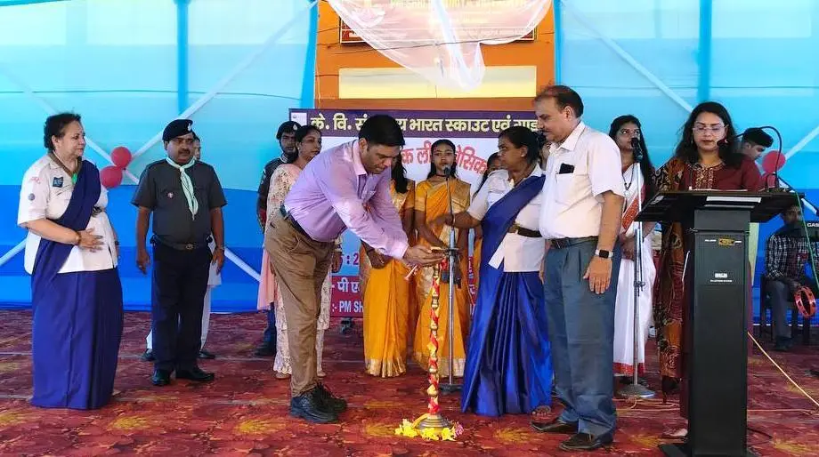 केंद्रीय विद्यालय में गाइड कैप्टन व फ्लॉक लीडर बेसिक प्रशिक्षण शिविर