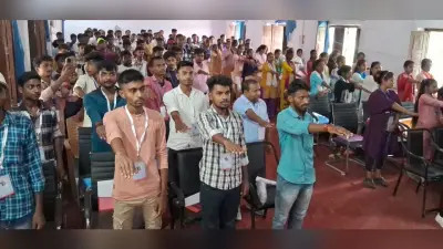 देश में समृद्धि व सदाचार के लिए युवाओं पर नजर : डॉ संतोष