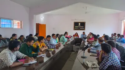 दो विभाग के अधिकारियों को सप्ताह में दो दिन प्रखंड कार्यालय में रहने का आदेश