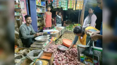 पश्चिम बंगाल से दरों को लेकर नहीं बनी सहमति, उत्तर प्रदेश से आलू लाकर मांग पूरी करने की हो रही कोशिश