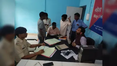 जनता दरबार में उमड़े फरियादी