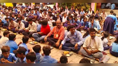 विद्यालय में हुआ तिथि भोजन का आयोजन