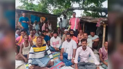 पुल से जुड़े संपर्क पथ बनाने की मांग को लेकर ग्रामीणों ने बनाया आंदोलन का मूड