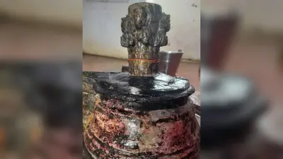 पूरणदेवी मंदिर परिसर के प्राचीन पंचमुखी शिव मंदिर का किया जा रहा जीर्णोद्धार