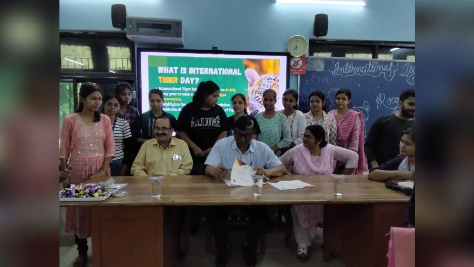 कैंपस : मास्क मेकिंग व पोस्टर और स्लोगन राइटिंग में साक्षी कुमारी और श्रेया कुमारी प्रथम