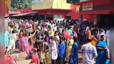 सोमवारी : शिवमंदिरों में उमड़े भक्त, हर हर महादेव के नारों से गूंजा इलाका