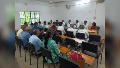 केरेडारी में विकास योजनाओं की समीक्षा