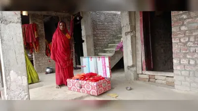 चोरों ने एक साथ चार घरों में की चोरी, हजारों रुपये नगदी के अलावा जेवरात व कपड़े तक ले गये चोर