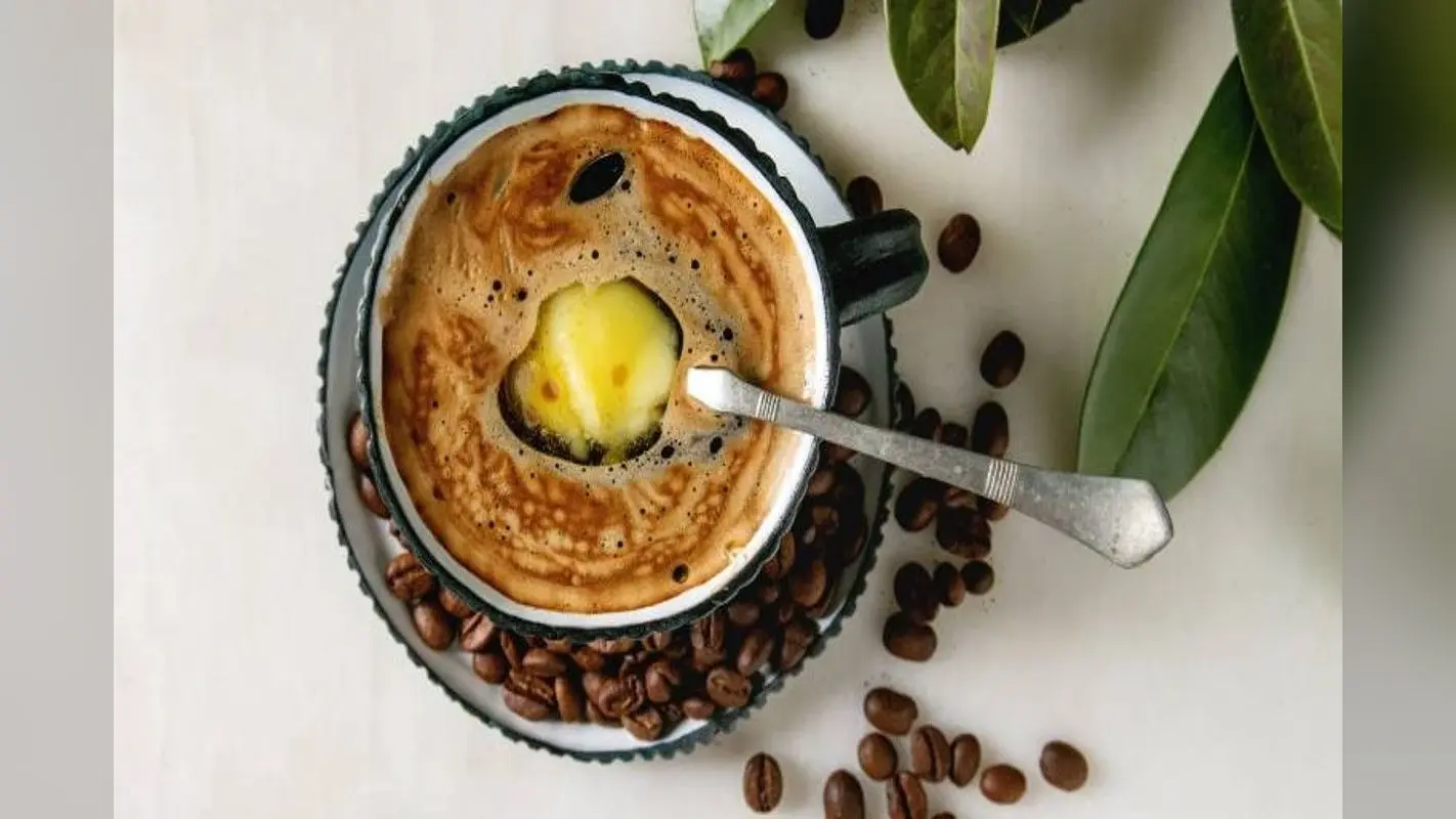 Ghee Coffee Benefits: कॉफी में घी मिलाकर पीने के 5 सबसे बड़े फायदे