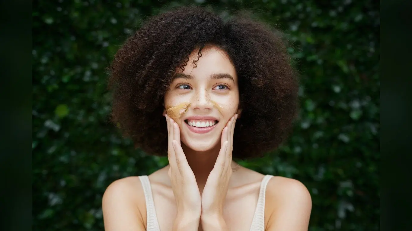 Monsoon Beauty Tips : बरसात के मौसम में नेचुरल ब्यूटी पाने के लिए इस्तेमाल करें ये घरेलू नुस्खे, फॉलो करें ये आसान टिप्स