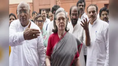 Monsoon Session: संसद में बजट पर चर्चा के दौरान हंगामा, विपक्ष ने मोदी सरकार पर लगाया भेद-भाव का आरोप