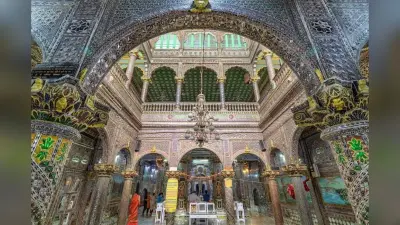 MP Tourism: इंदौर का शीश महल है 100 साल पुराना- खूबसूरती ऐसी की नजरे नही हटेंगी