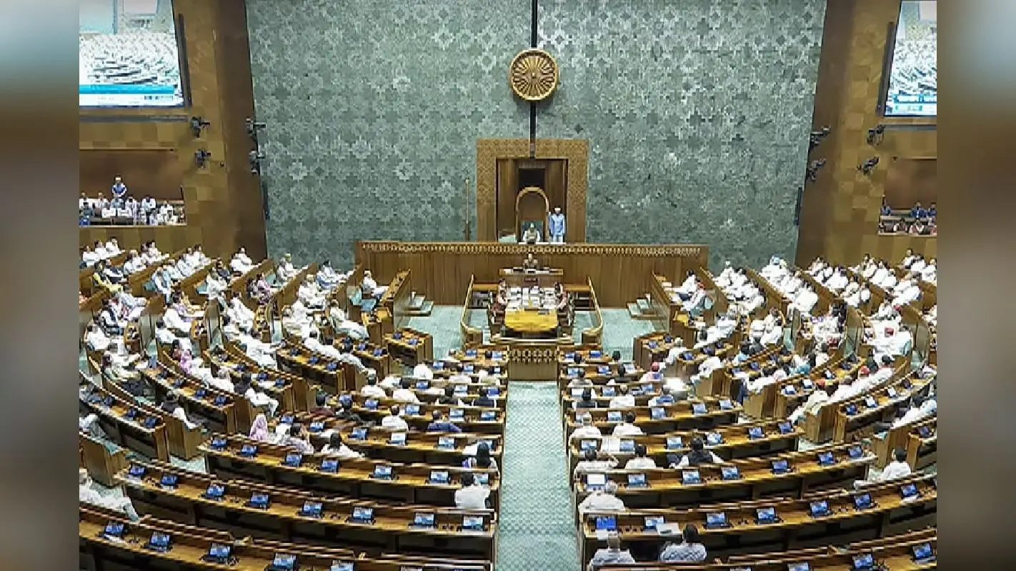 Parliament: लोकसभा की कार्यवाही अनिश्चितकाल के लिए स्थगित