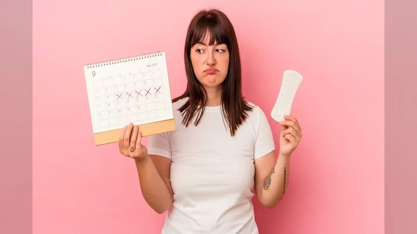 Menstruation Cycle: मासिक धर्म खुलकर लाने के लिए क्या खाएं-पिएं?