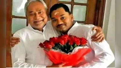 ‘IAS का बेटा IAS बने तो काबिल, नेता का बेटा नेता बने तो सवाल क्यों?’ पूर्व CM के पोस्ट से गरमाई सियासत