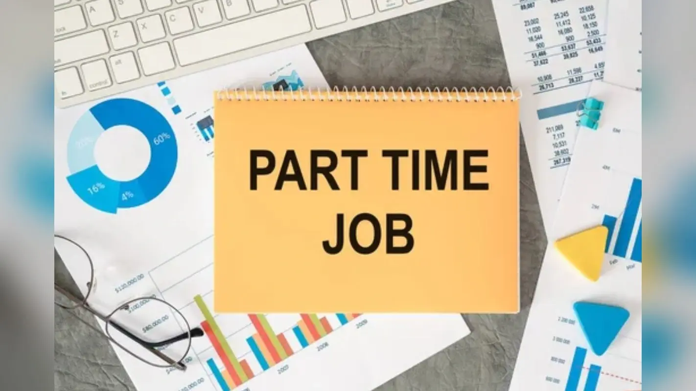 Part Time Jobs: कॉलेज स्टूडेंट्स के लिए 5 आसान पार्ट टाइम जॉब्स, बिना एक्सपीरियंस भी कर सकते हैं अच्छी कमाई
