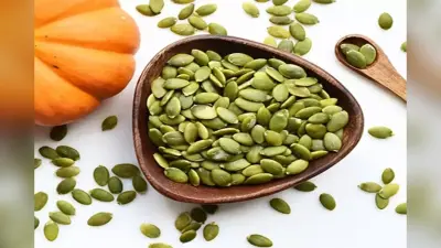 Pumpkin Seeds Benefits : खाली पेट कद्दू के बीज के सेवन के फायदे