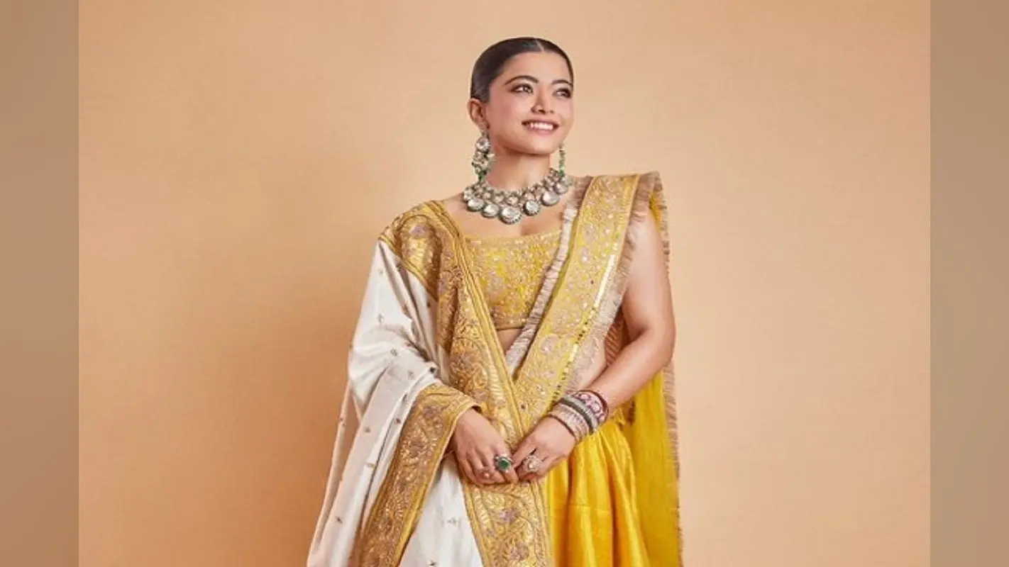 Fashion Tips: रश्मिका मंदाना के लहंगों से ले शादी लुक की इंस्पिरेशन
